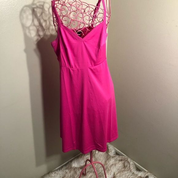 TORRID CHIFFON MAXI DRESS - SKULL PINK NWT - Picture 14 of 14